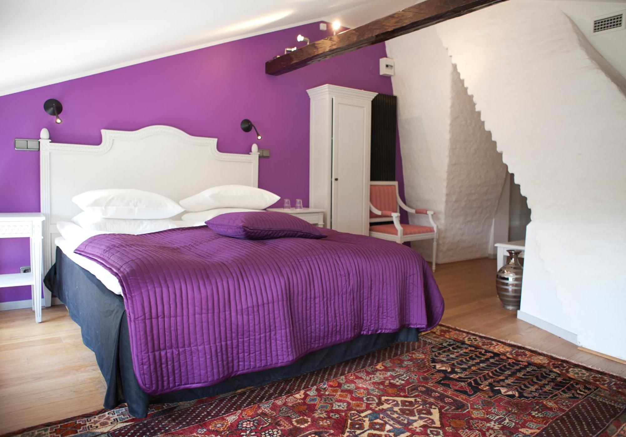 Standard Double or Twin Room,1210124161:JPEG
